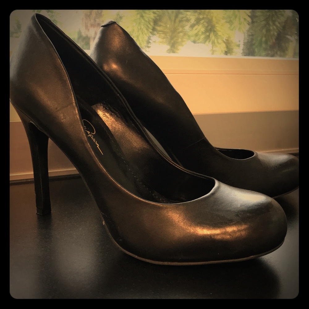 Jessica Simpson size 8.5